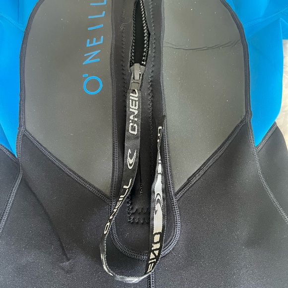 O’NEILL REACTOR II KIDS SIZE 14 scuba suit - Picture 4 of 6